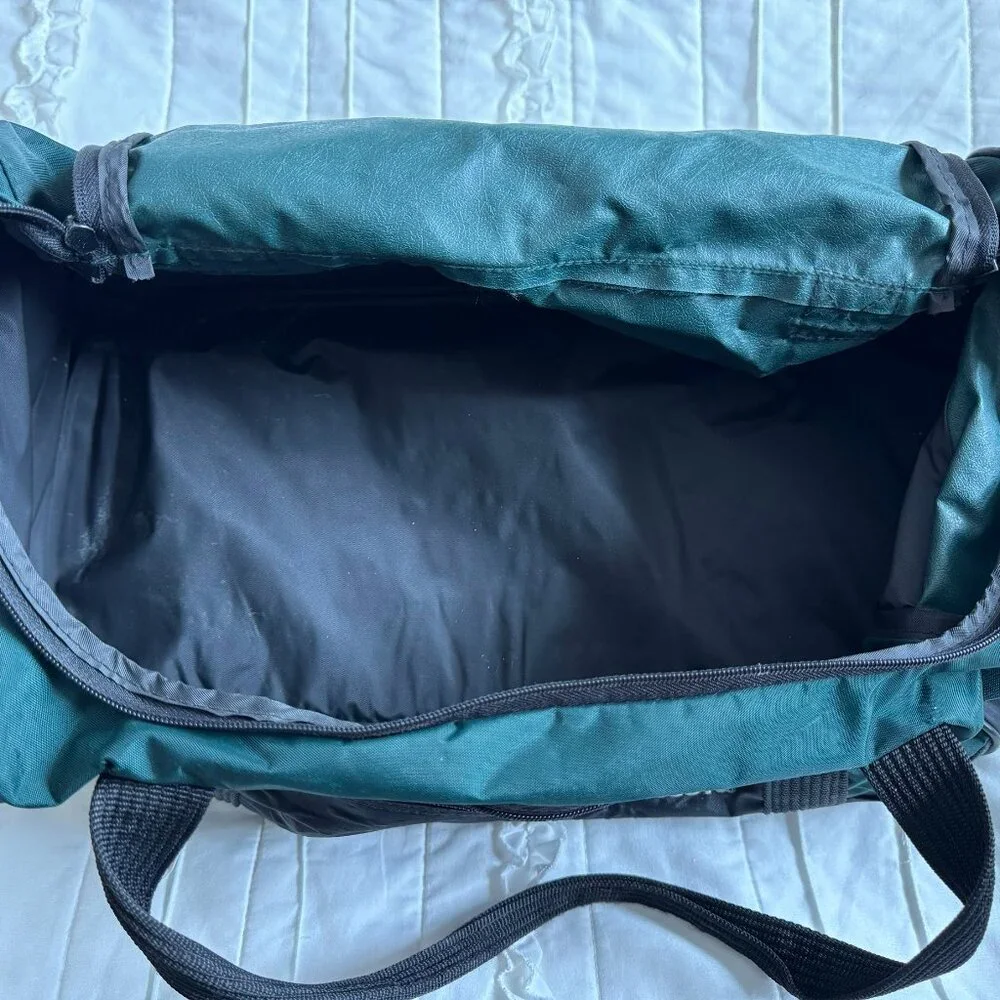 Vintage Wilson Duffle Bag Green and Black